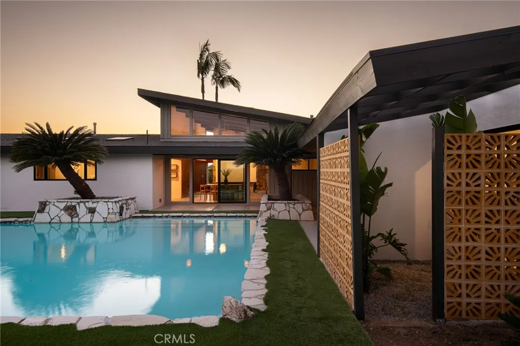 3460 Rancho Rio Bonita
