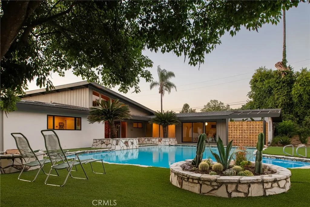3460 Rancho Rio Bonita