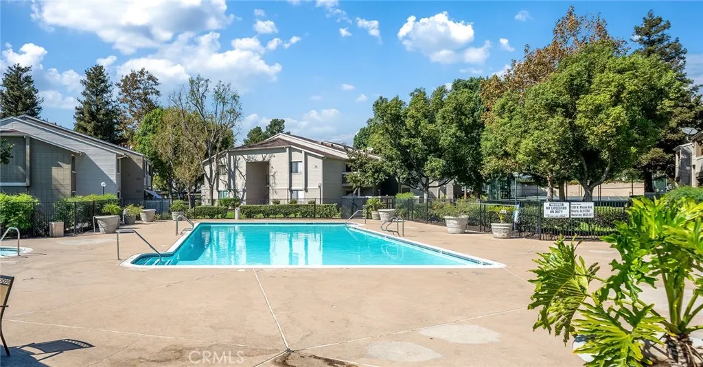 1309 W Mission Boulevard #5