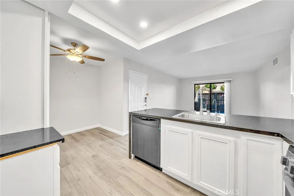 1309 W Mission Boulevard #5