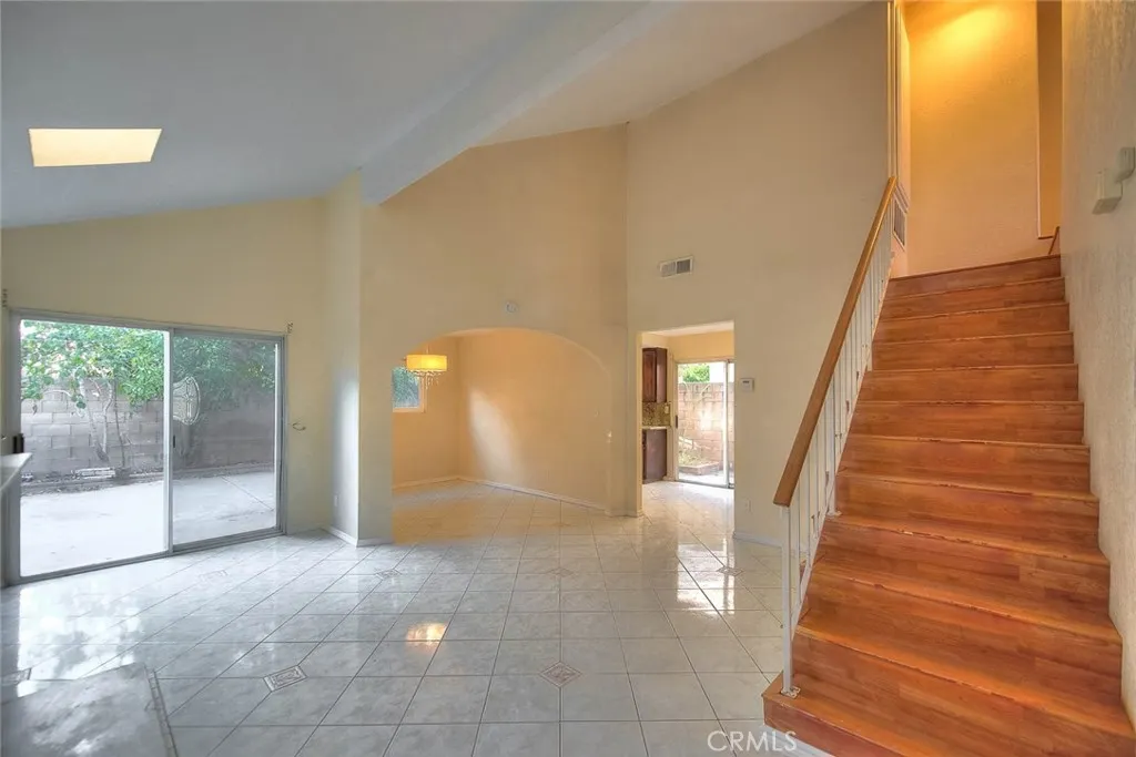 3701 Summer Lane