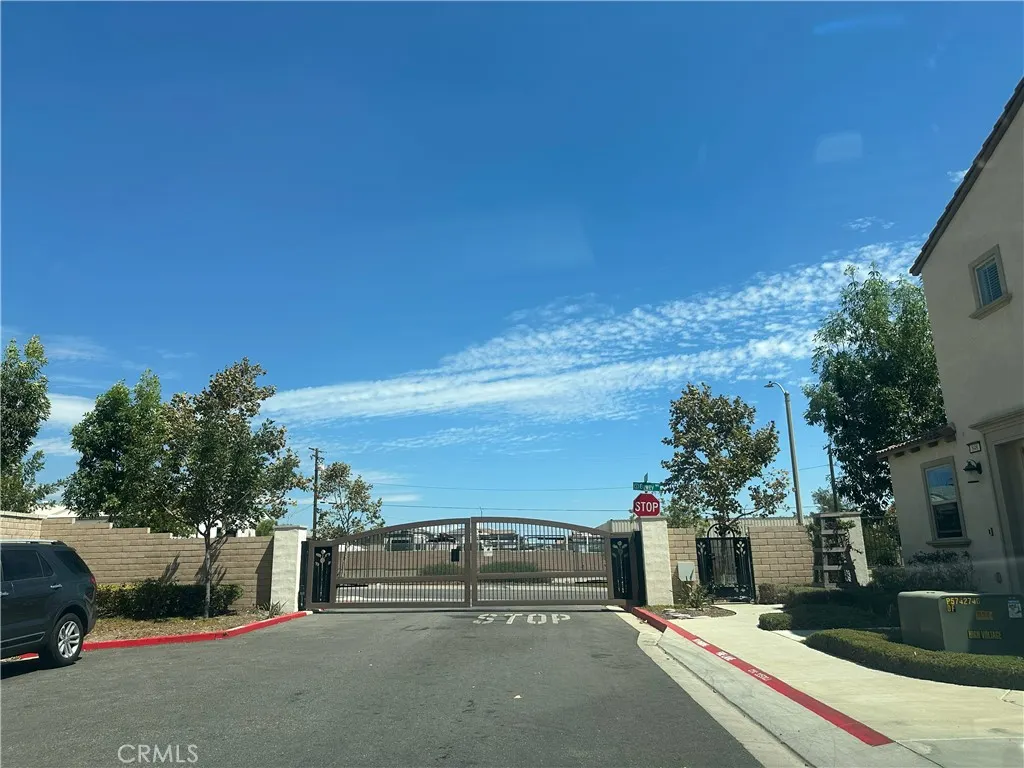 2222 Raspberry Court