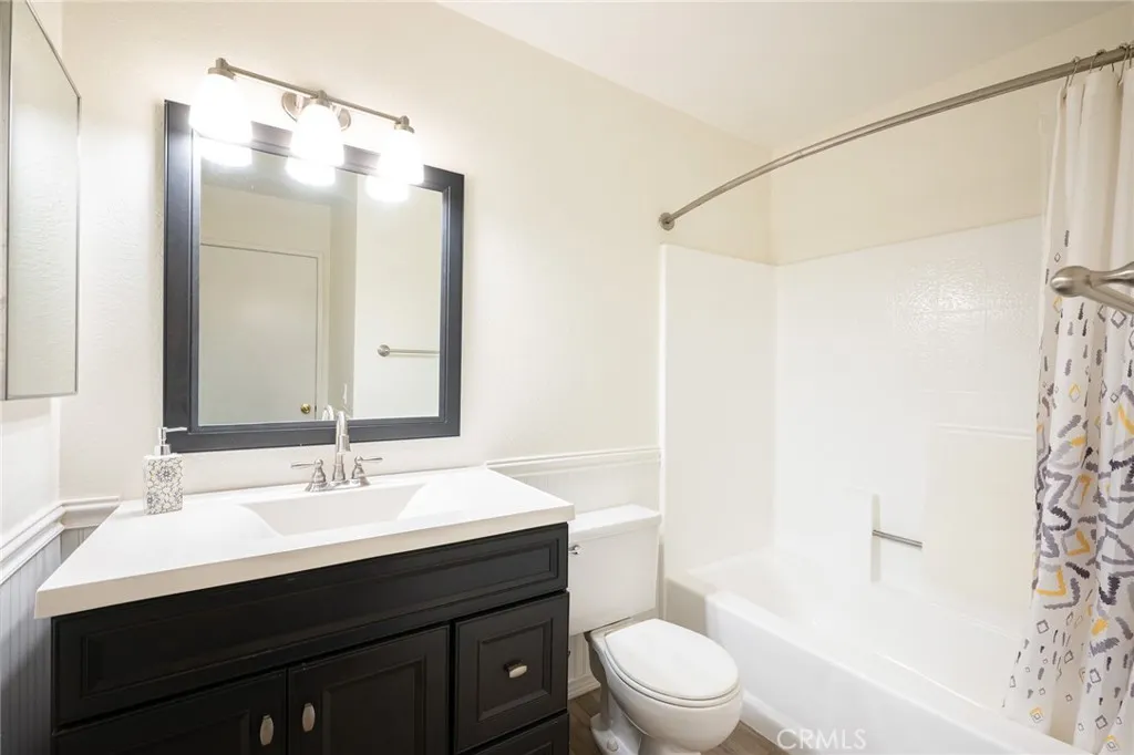 1756 Shady Oaks Court