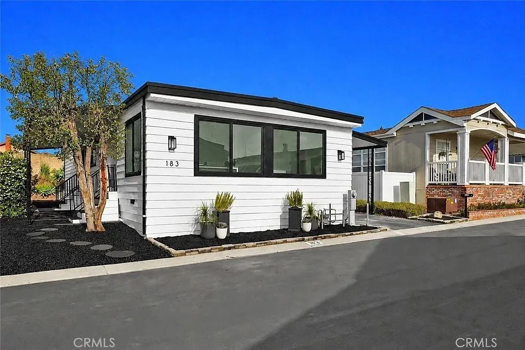 1245 W Cienega Avenue #183