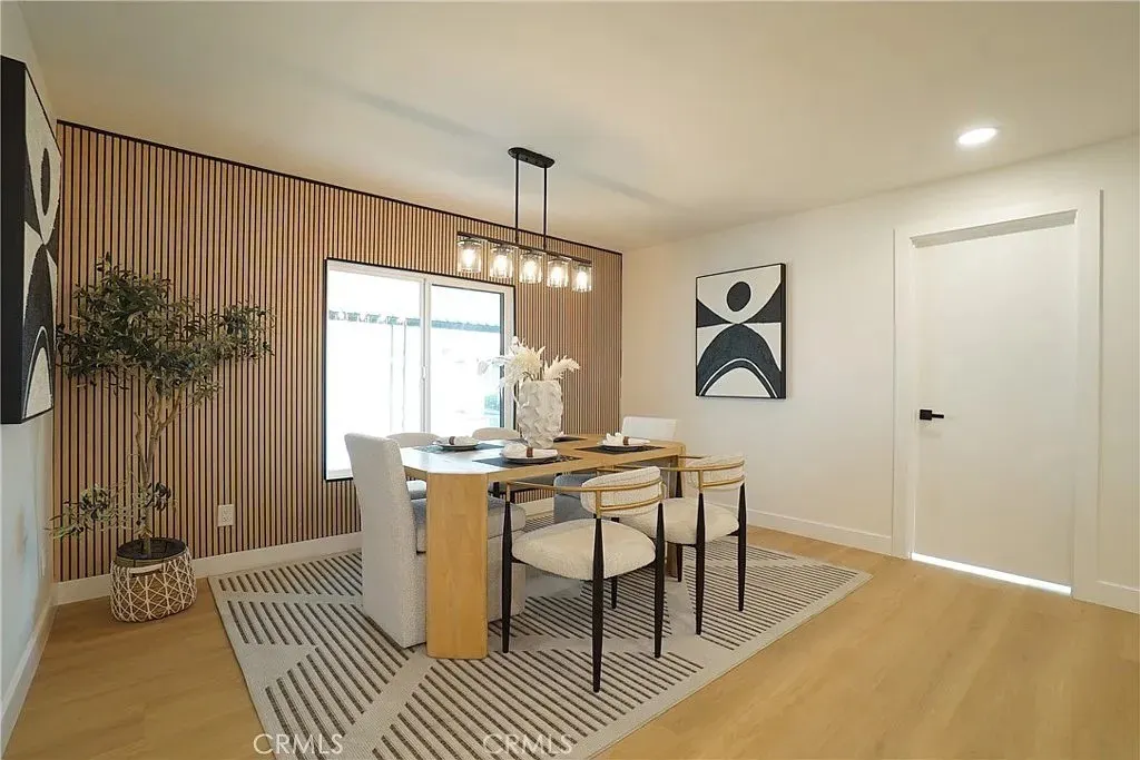 1245 W Cienega Avenue #183