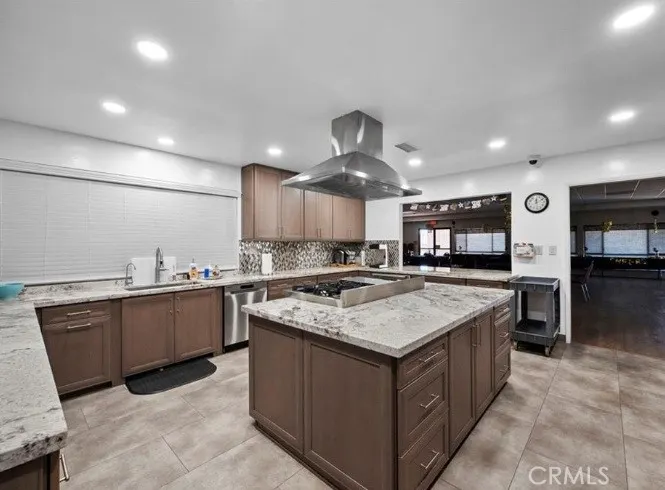 1245 W Cienega Avenue #183