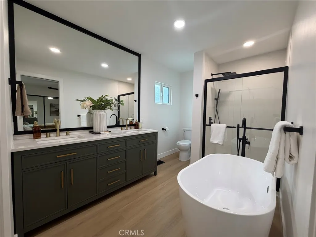 1245 W Cienega Avenue #183