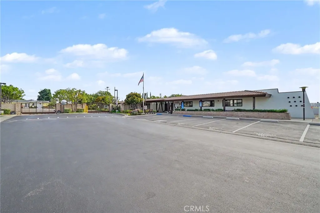 1245 W Cienega Avenue #183