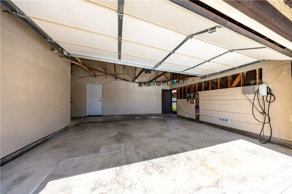 13706 Monterey