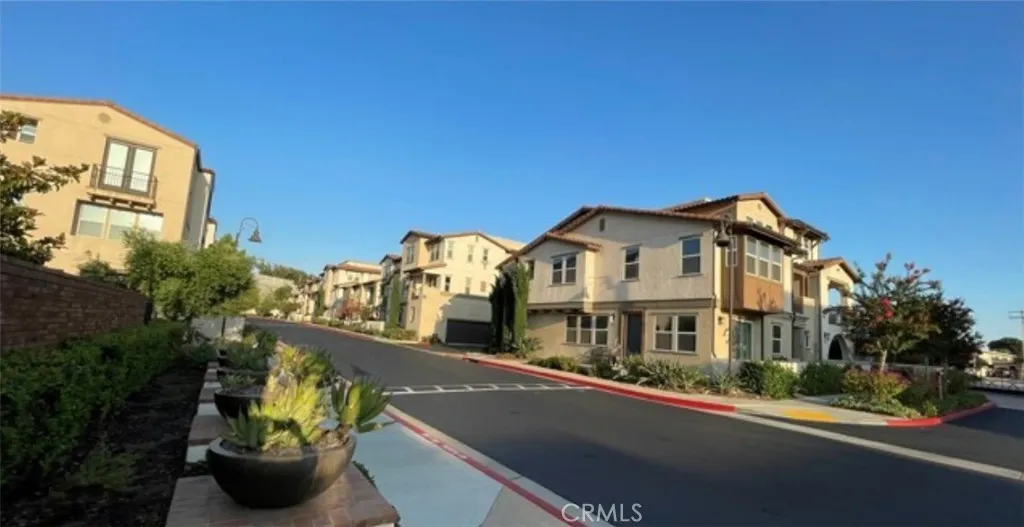 631 W Foothill #26