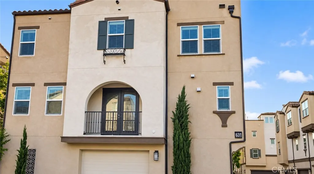 631 W Foothill #26