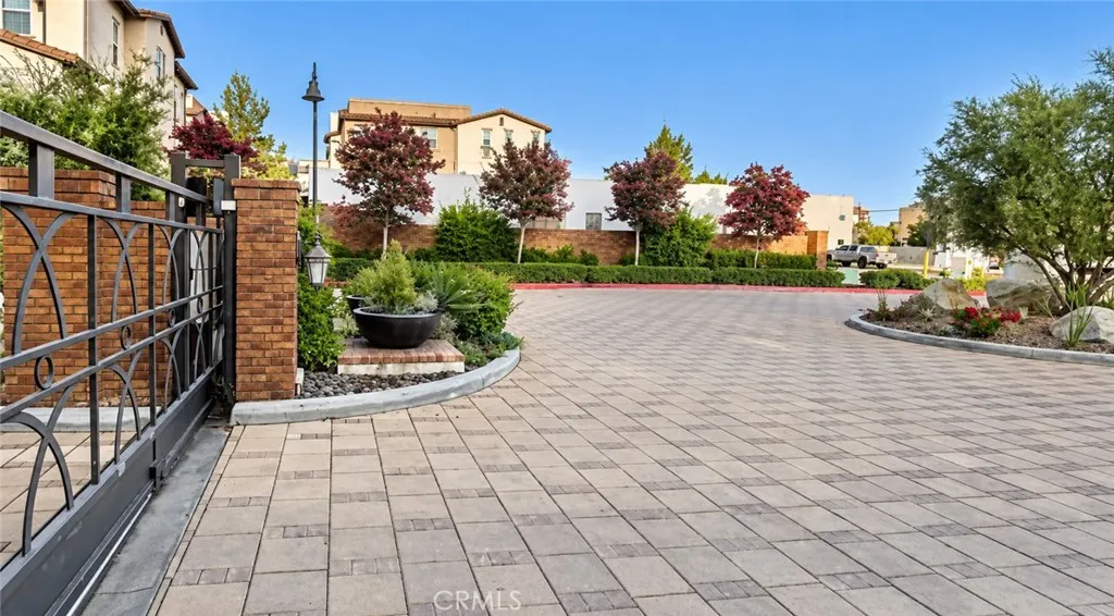 631 W Foothill #26