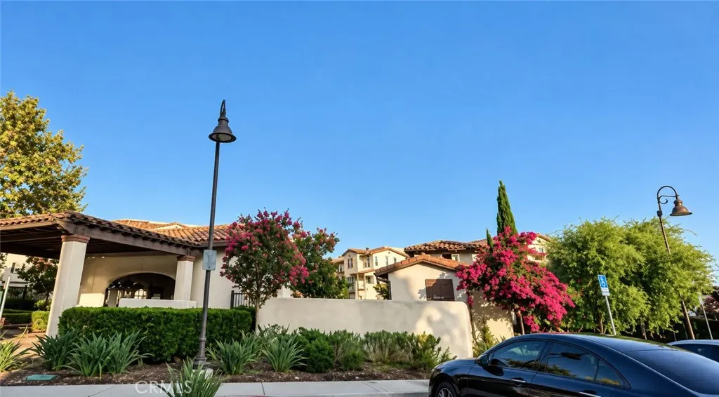 631 W Foothill #26