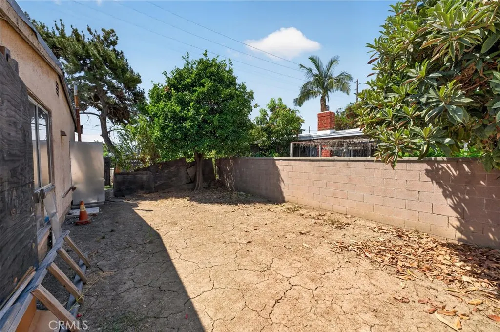 15335 Temple Avenue
