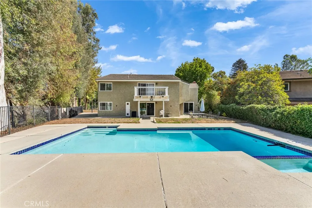 1638 Avenida Monte Vista