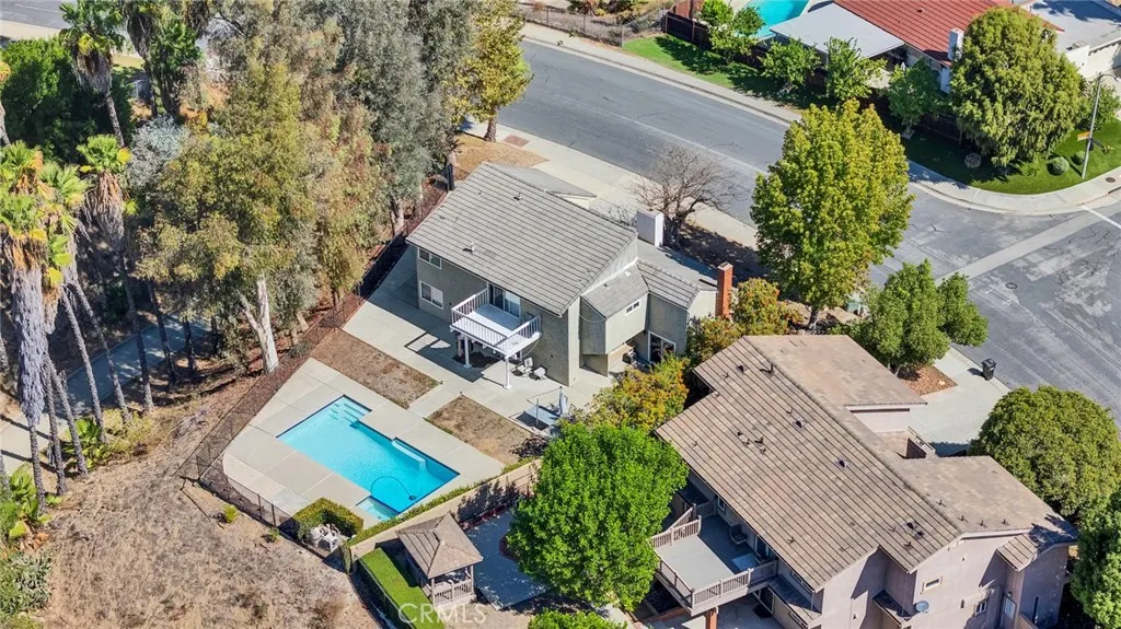 1638 Avenida Monte Vista