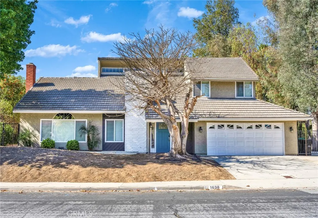 1638 Avenida Monte Vista