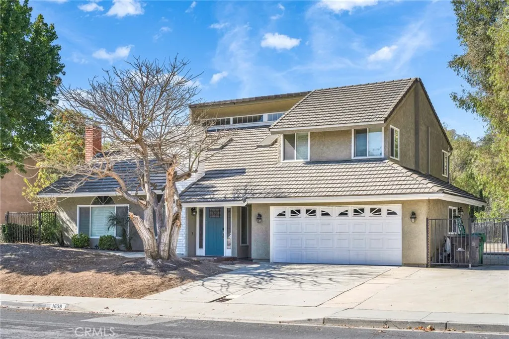 1638 Avenida Monte Vista