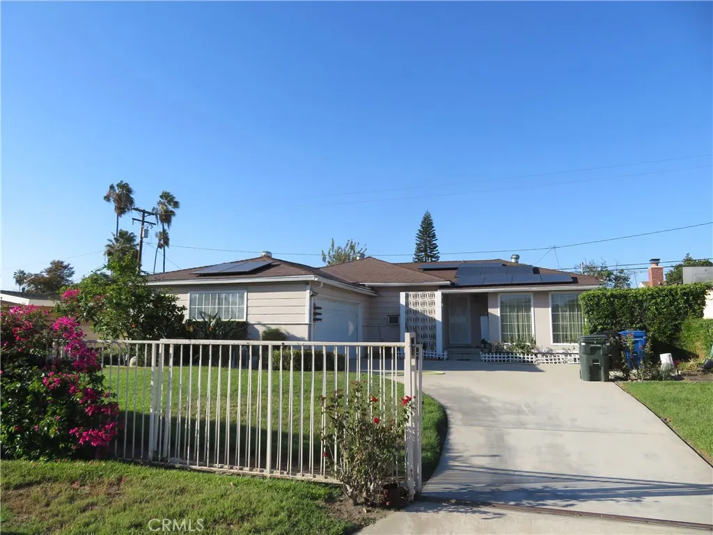 16653 East Queenside Drive