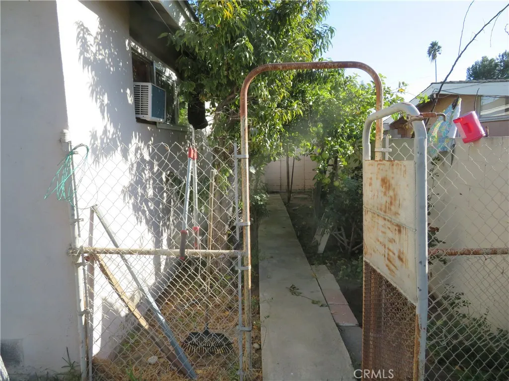 16653 East Queenside Drive