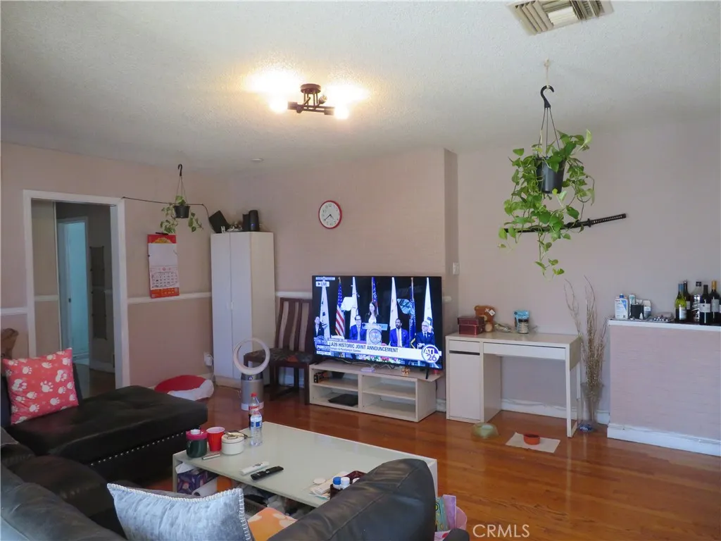 16653 East Queenside Drive