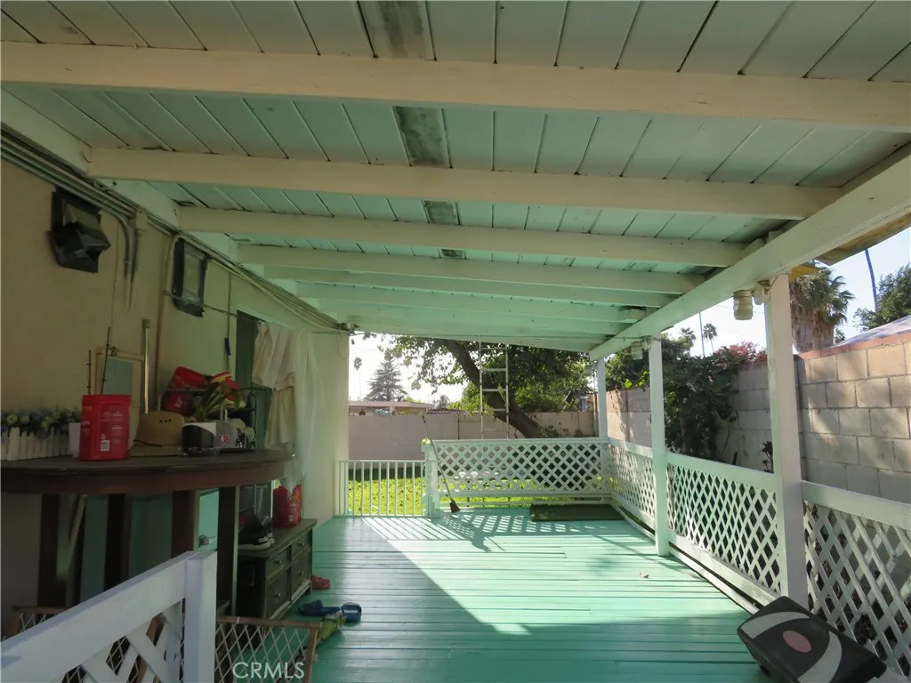 16653 East Queenside Drive