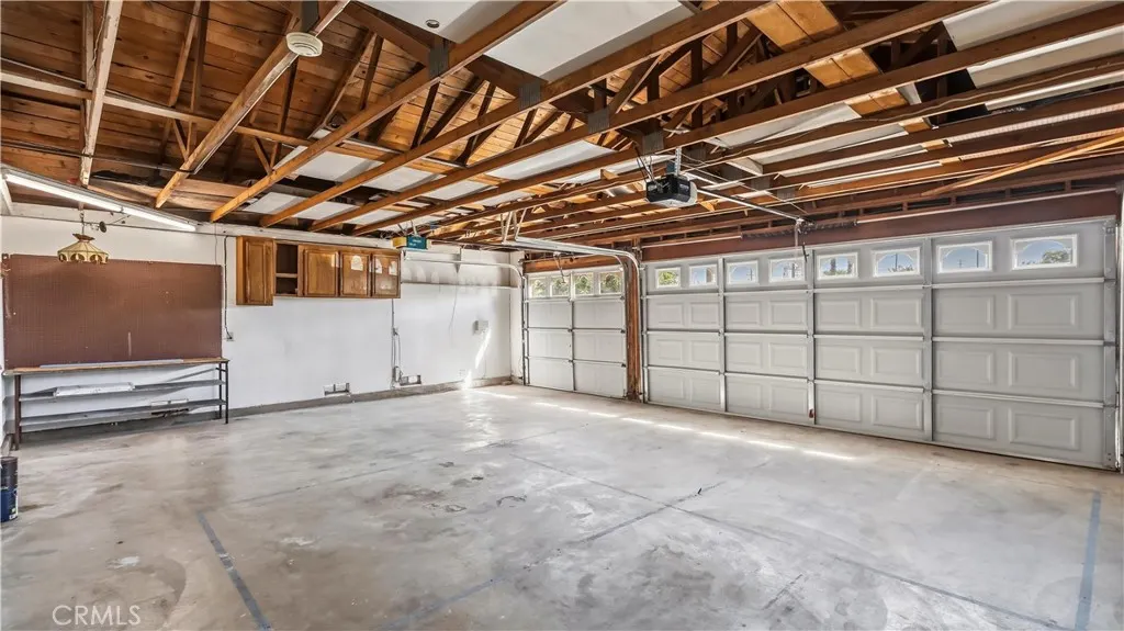 1510 S Oaks