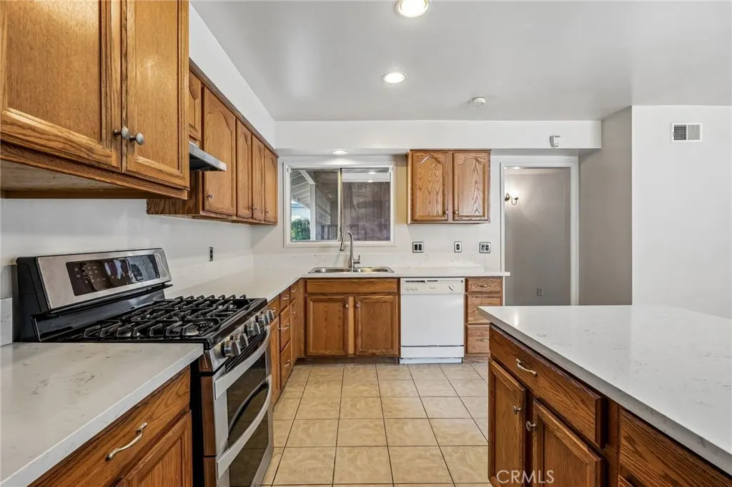 3248 La Puente Road