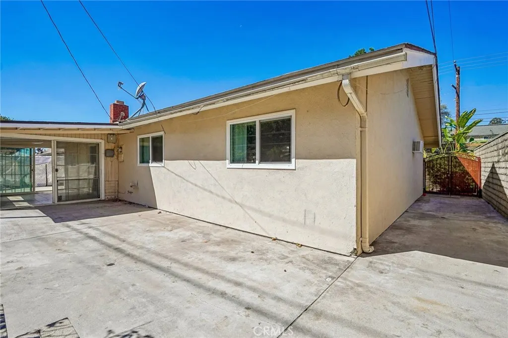 3248 La Puente Road