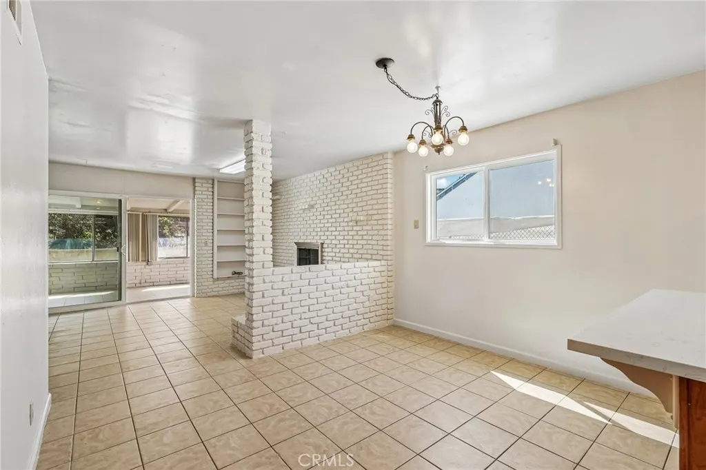 3248 La Puente Road