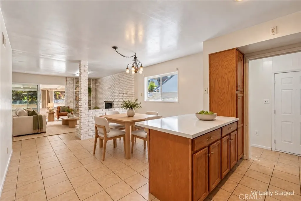 3248 La Puente Road