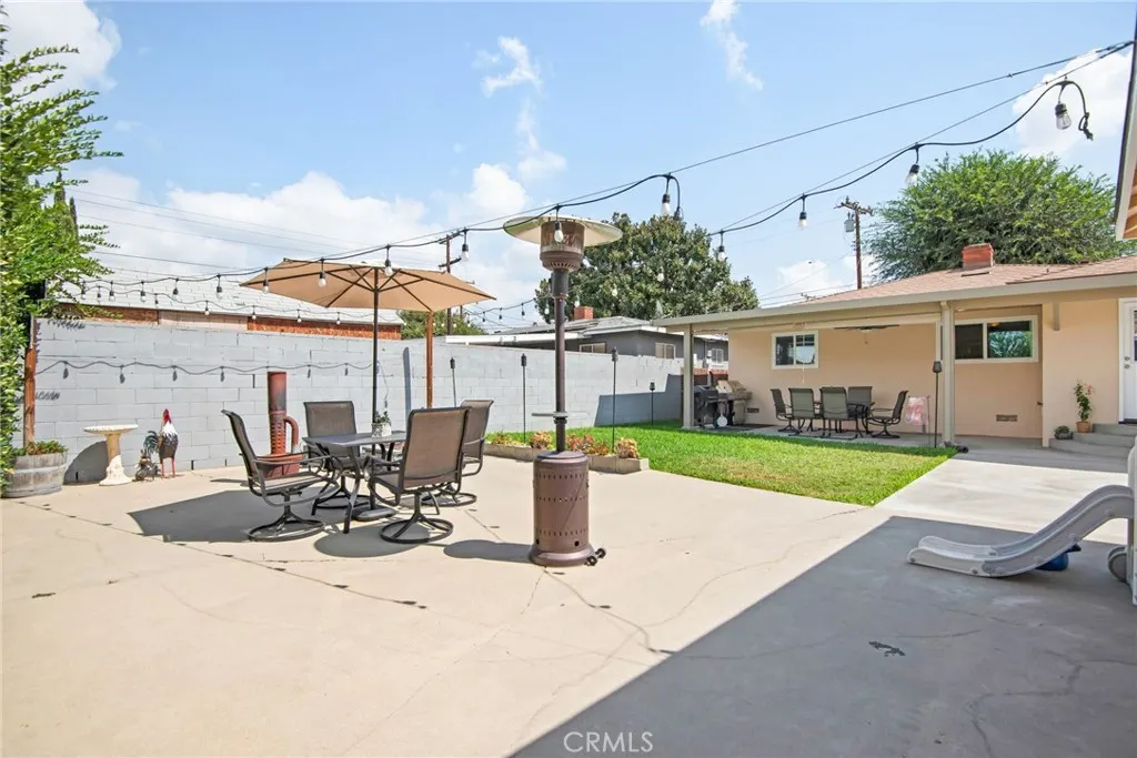 2507 Lincoln Avenue