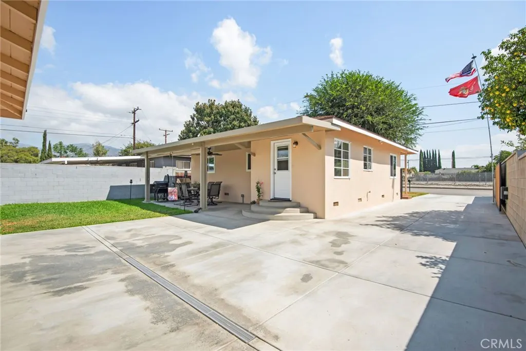 2507 Lincoln Avenue