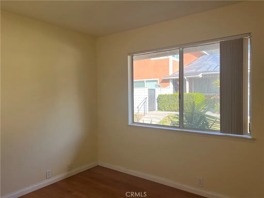 1329 Parkside Drive