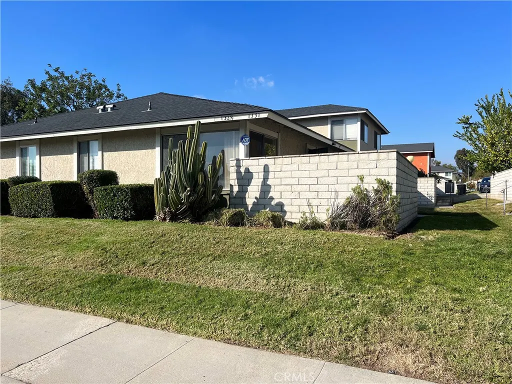 1329 Parkside Drive