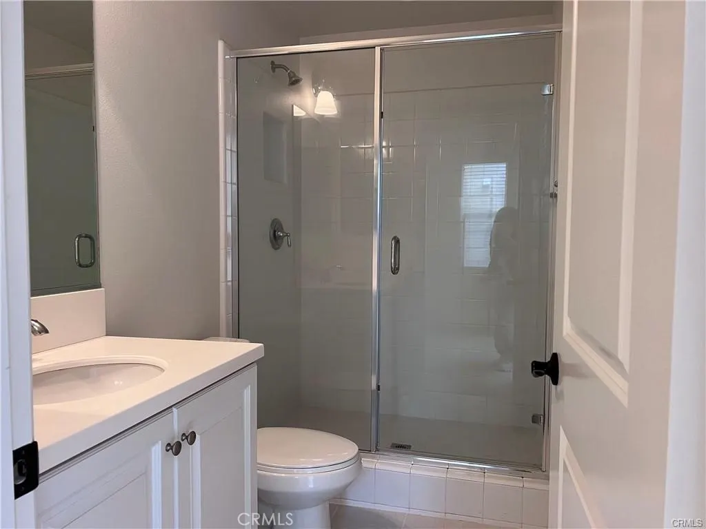1121 Livingston Lane