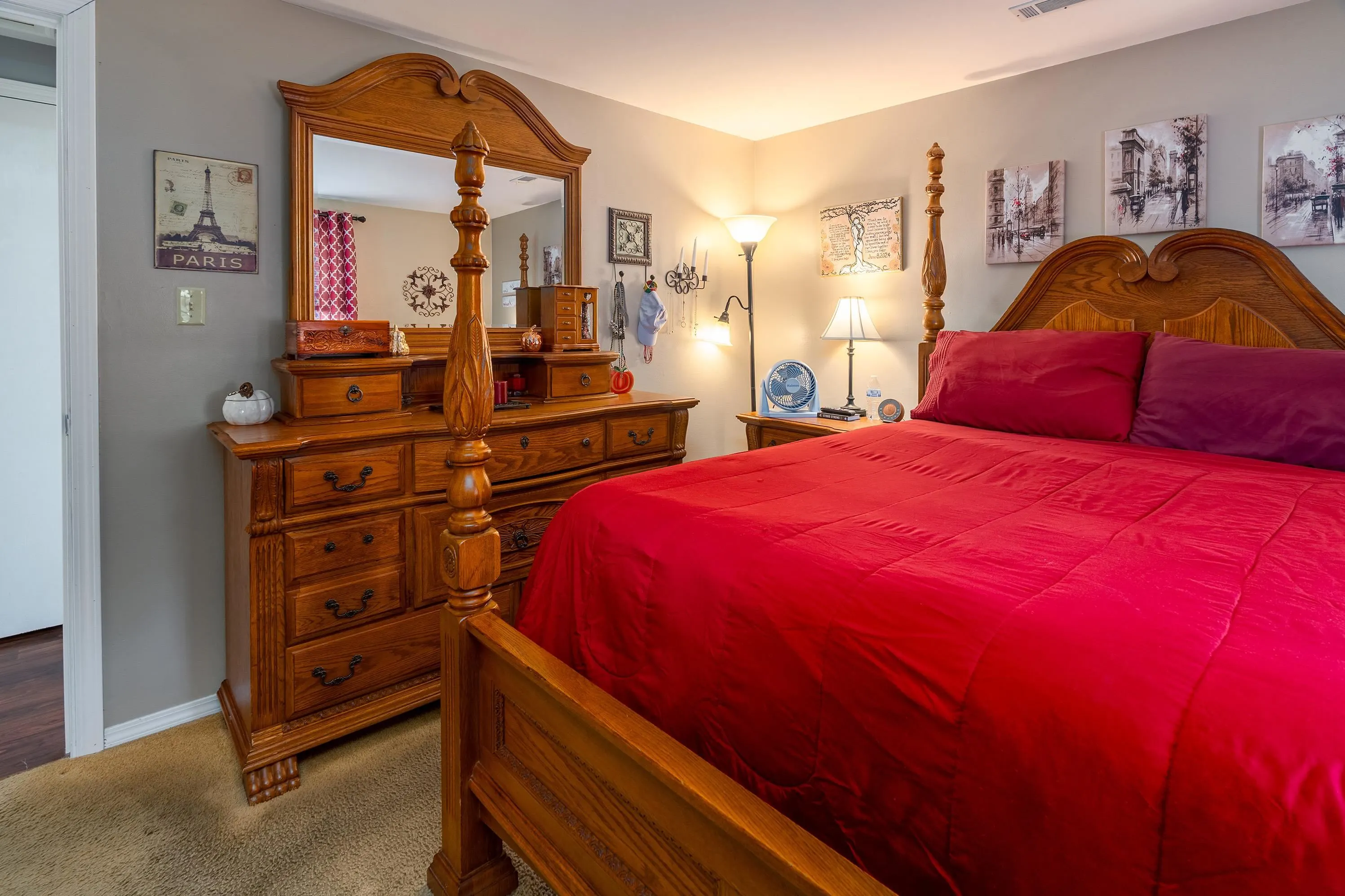 1800 E pickett Lane IL