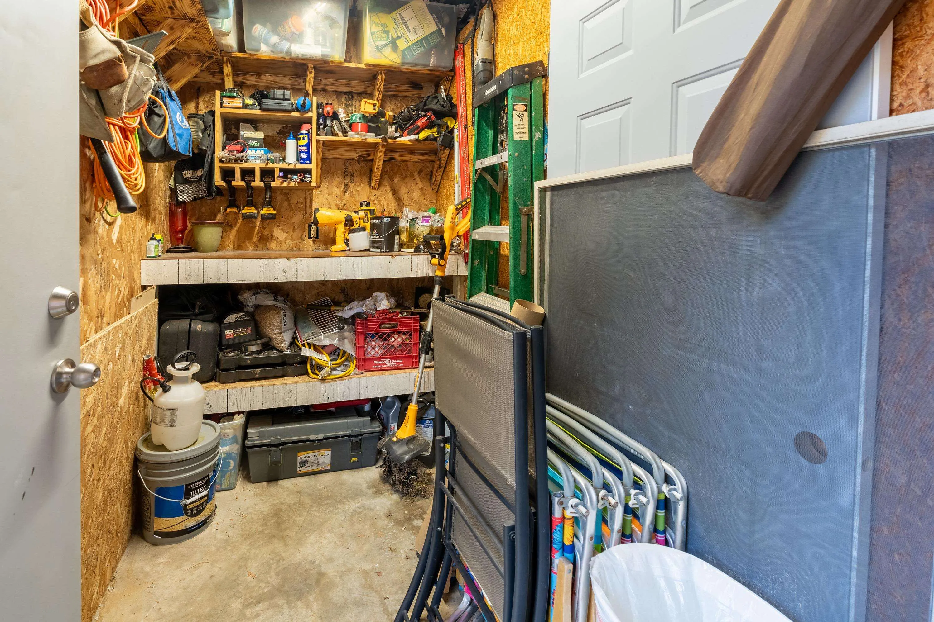 1800 E pickett Lane IL