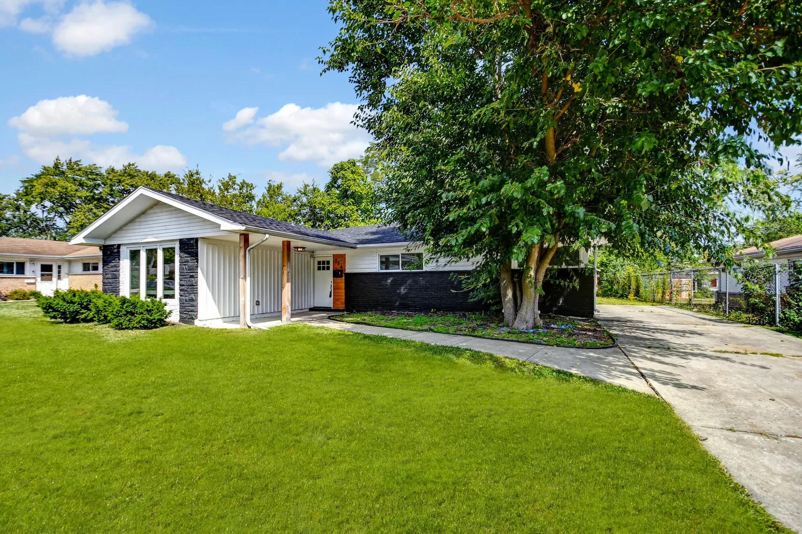 354 Winona Street IL