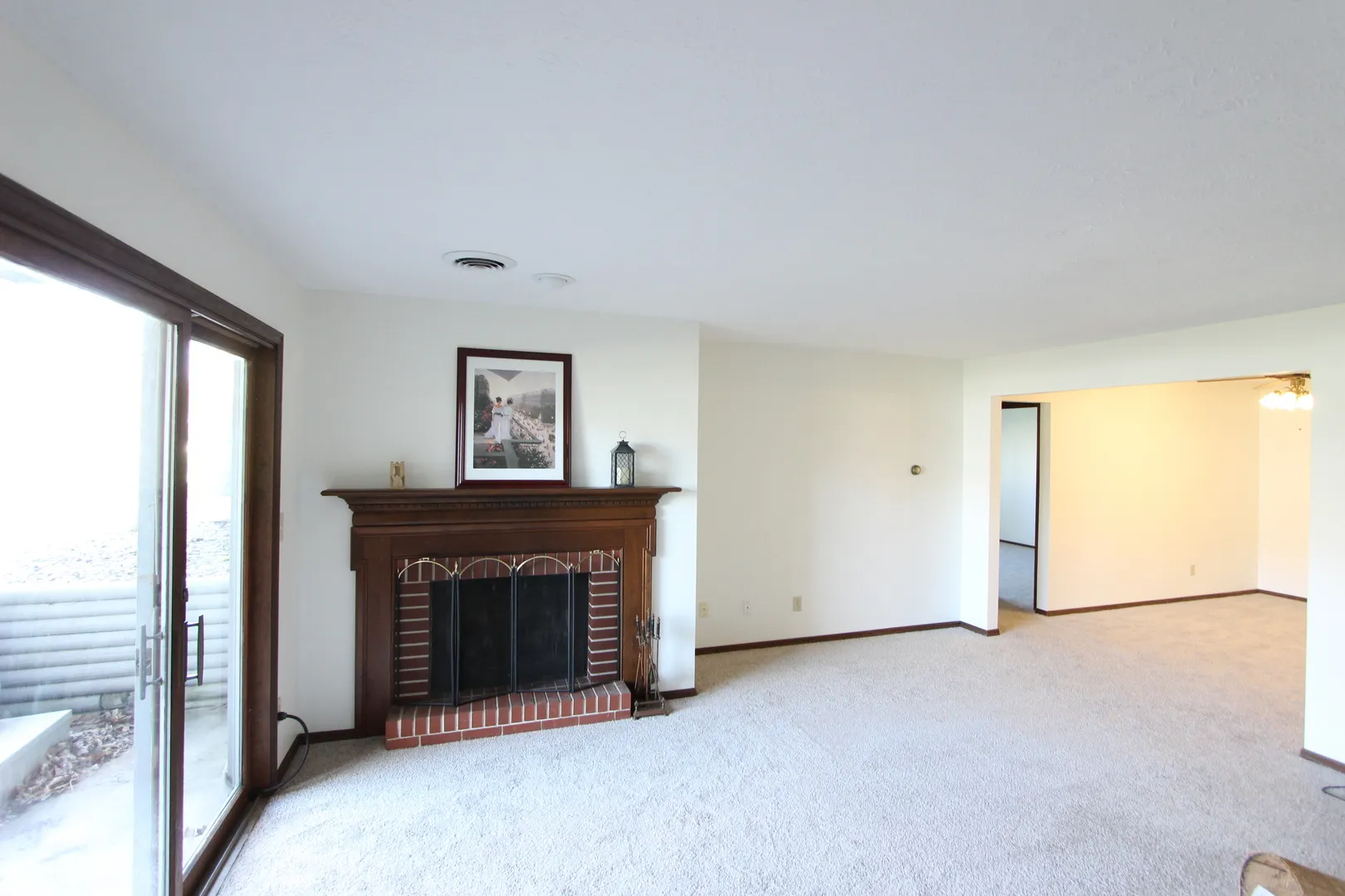 1111 E Jefferson Street 3 IL