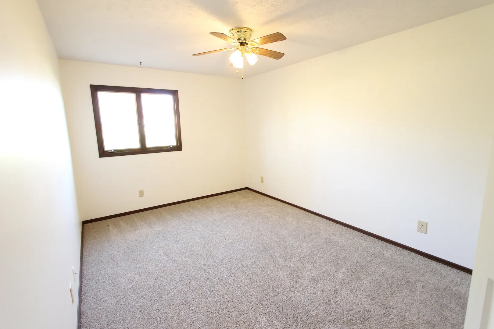 1111 E Jefferson Street 3 IL