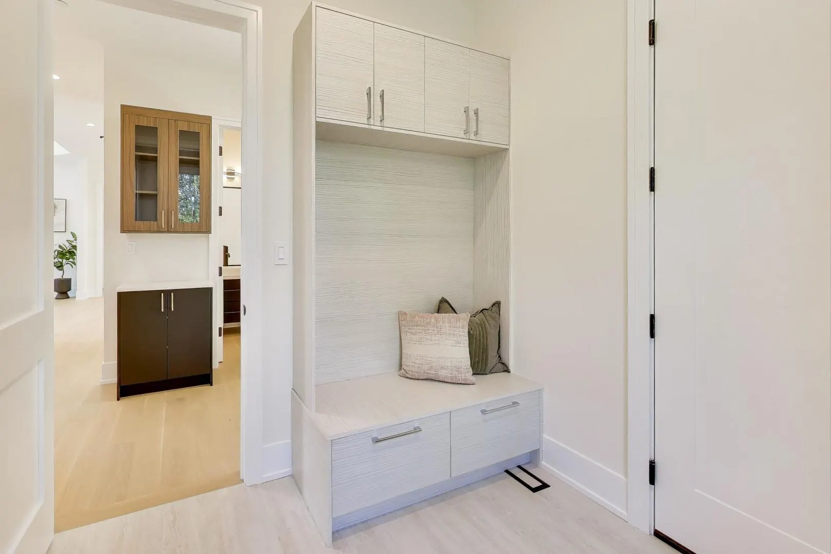 1839 Shelley Court IL