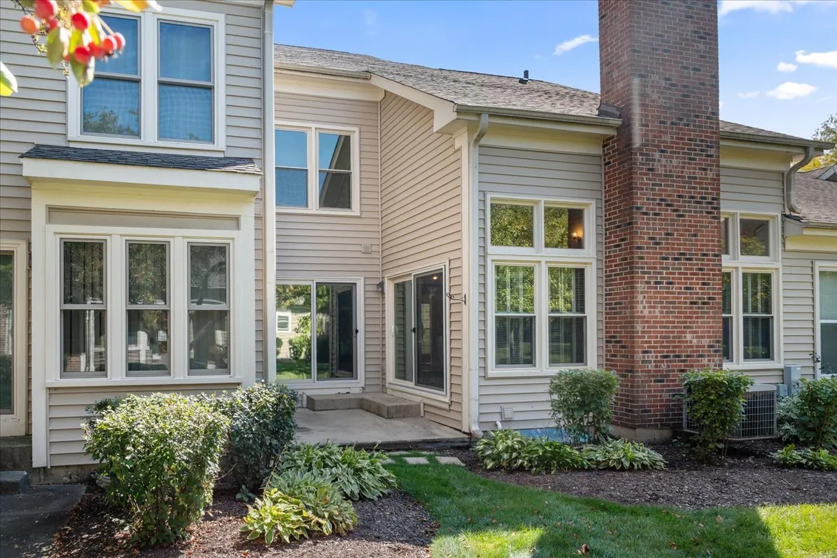 243 Spring Creek Circle IL