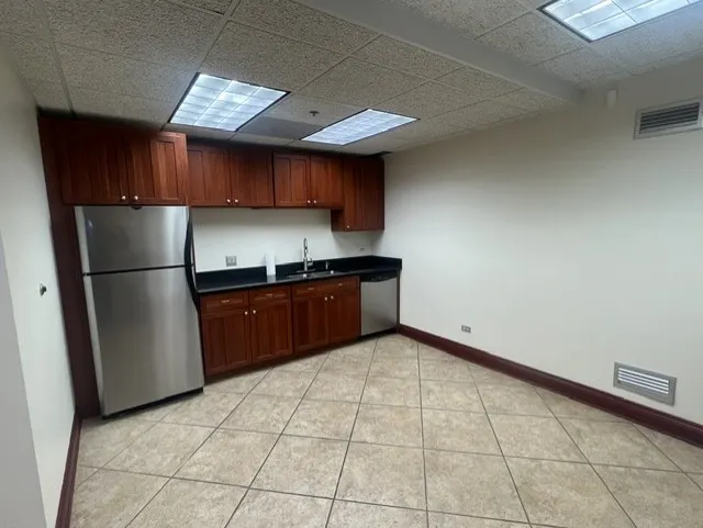 707 Ridgeview Drive IL