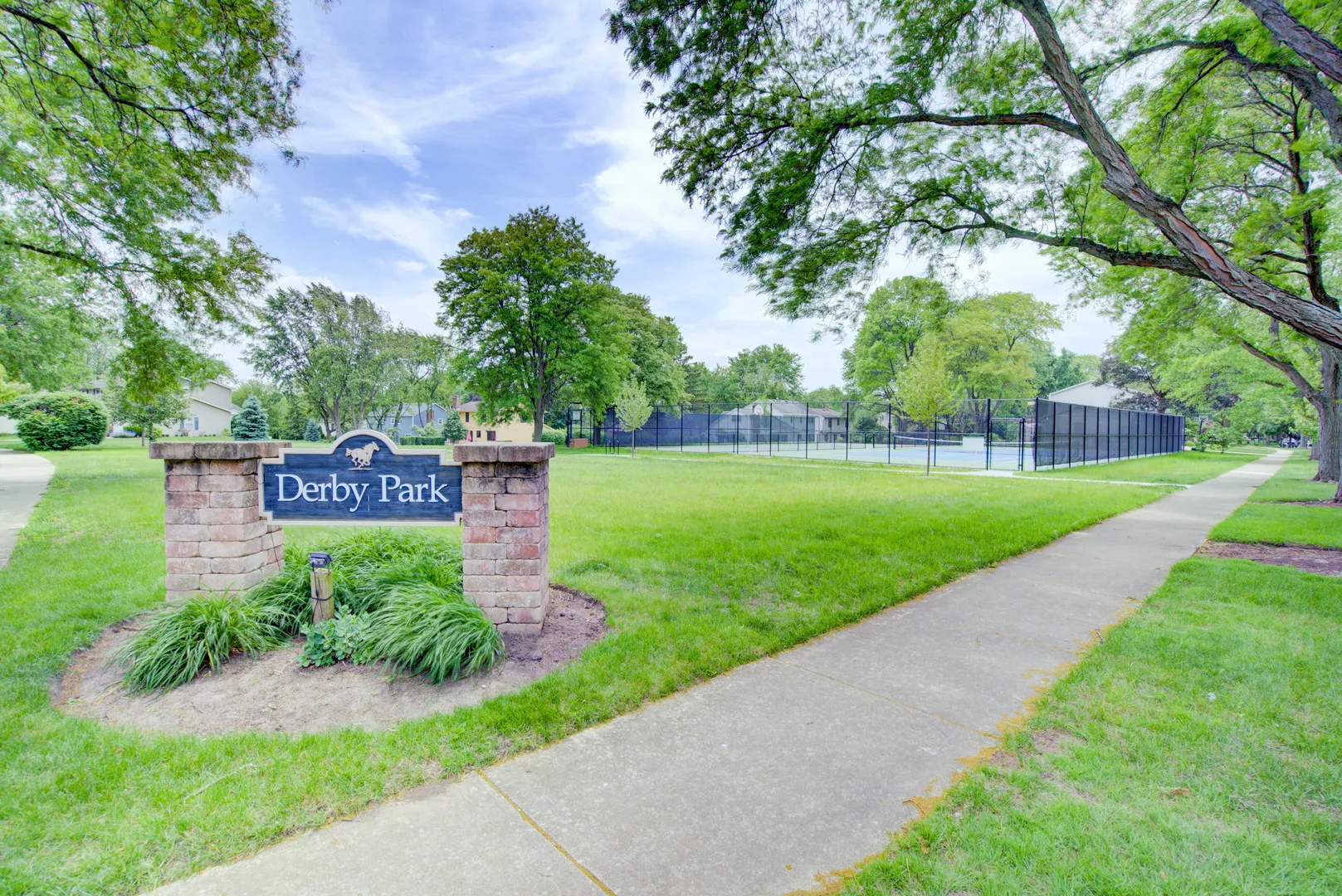 907 Secretariat Drive IL