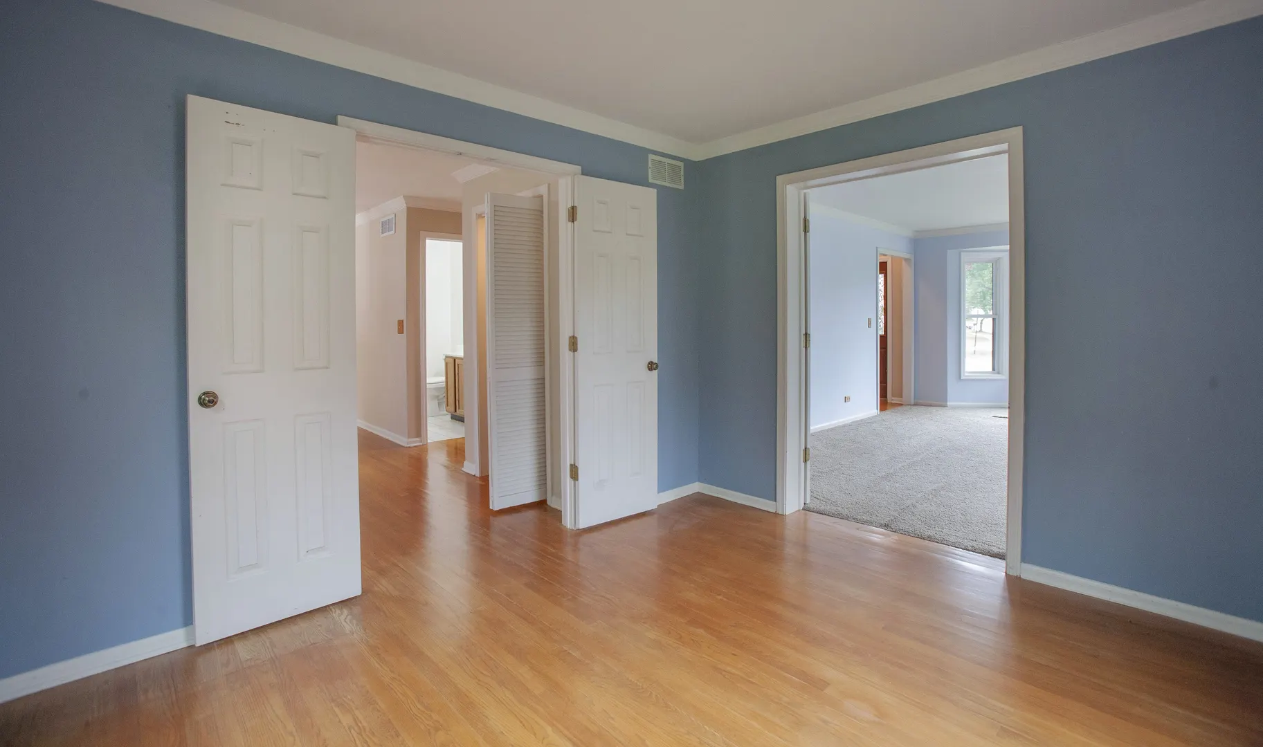 2705 Colonial Drive IL