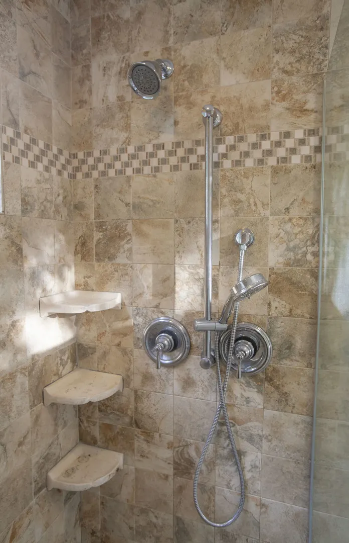 2705 Colonial Drive IL