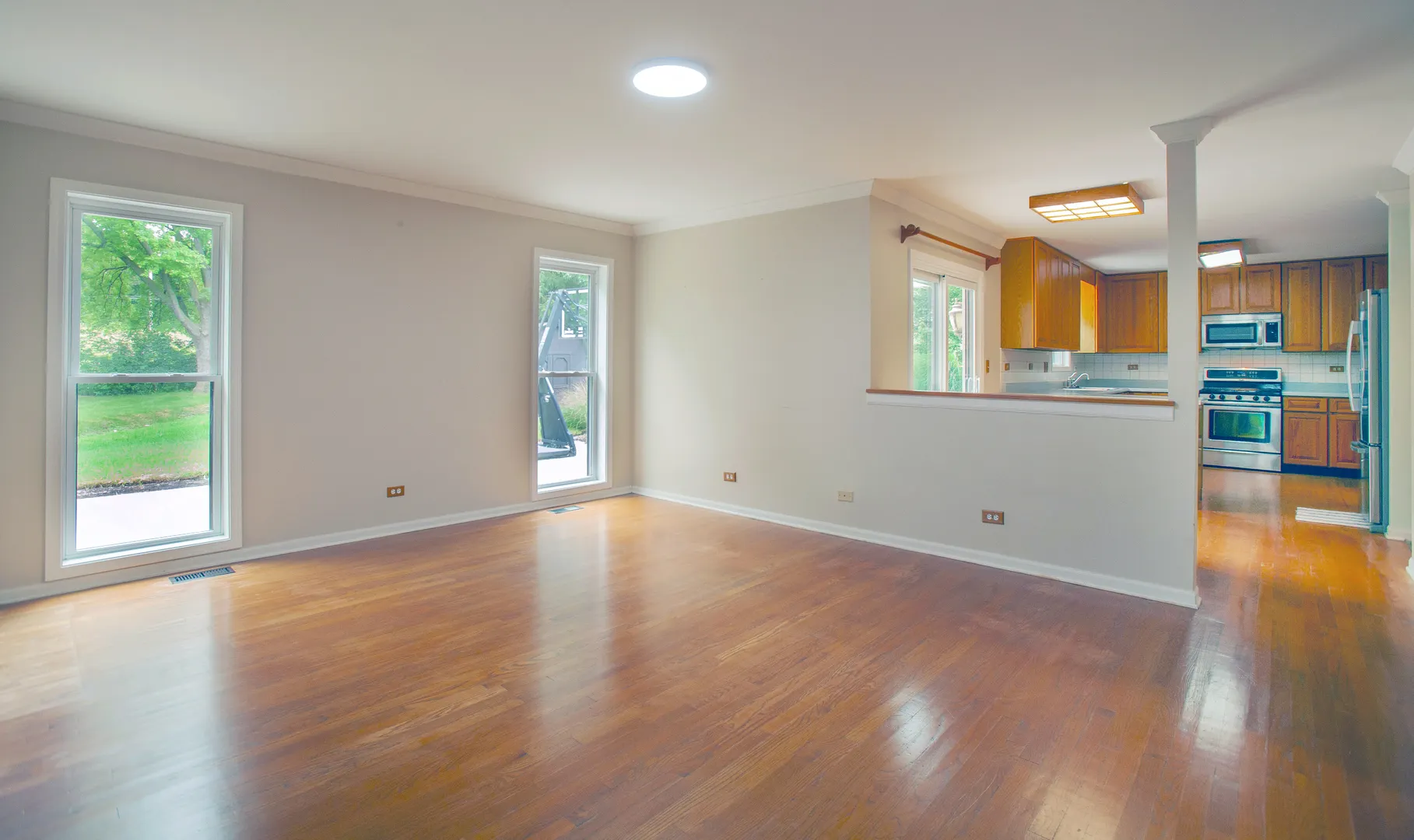 2705 Colonial Drive IL