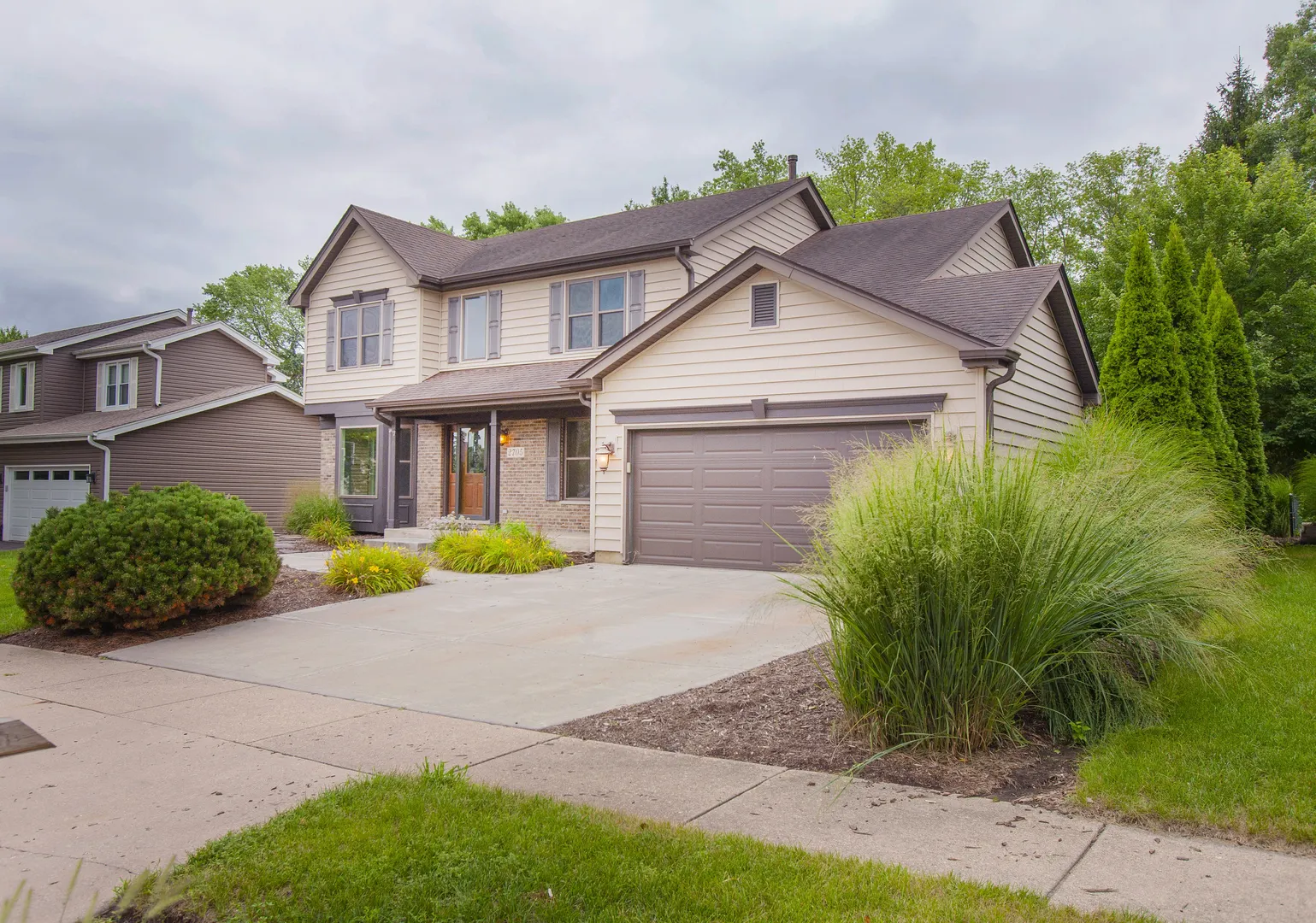 2705 Colonial Drive IL