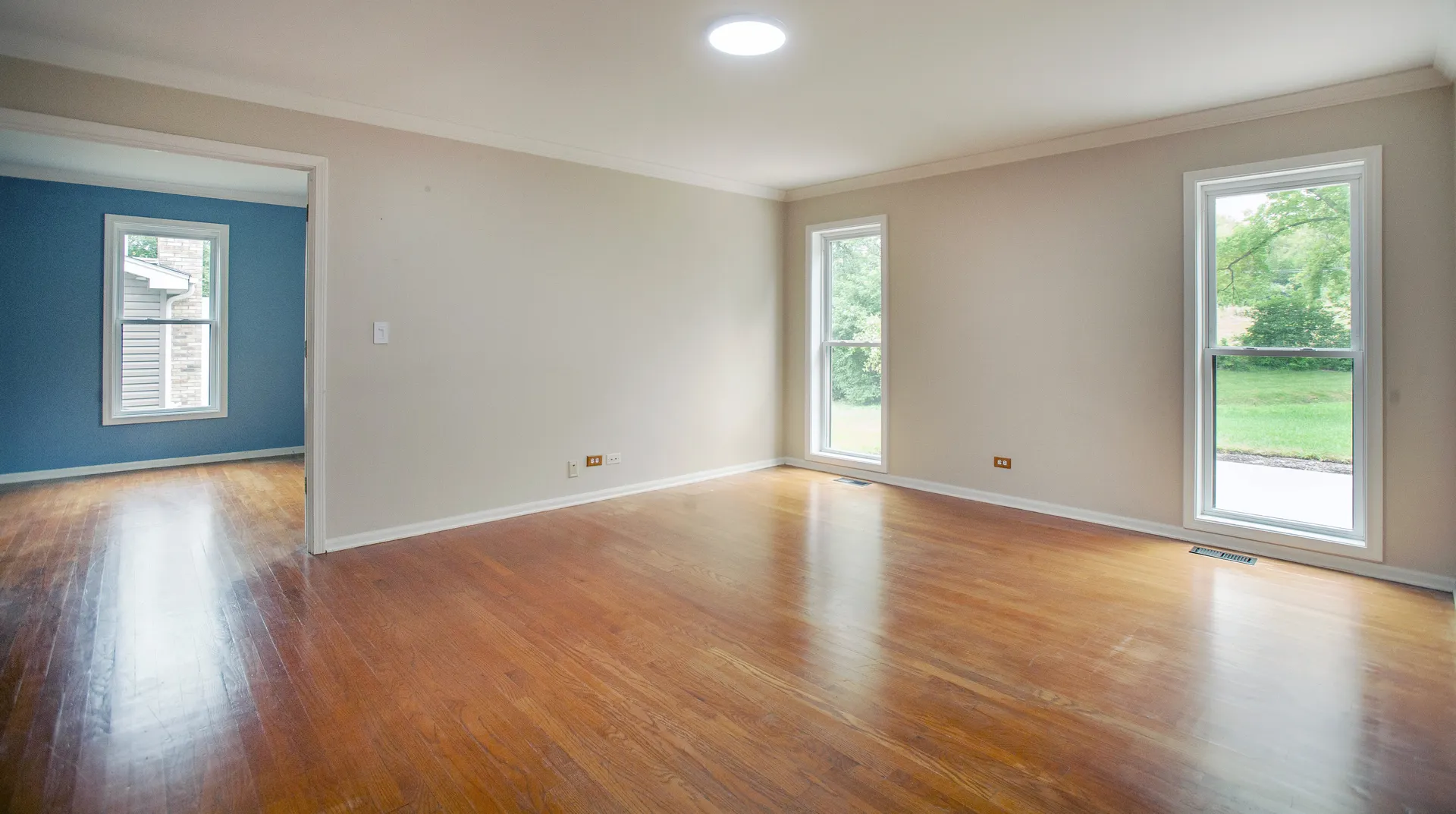 2705 Colonial Drive IL